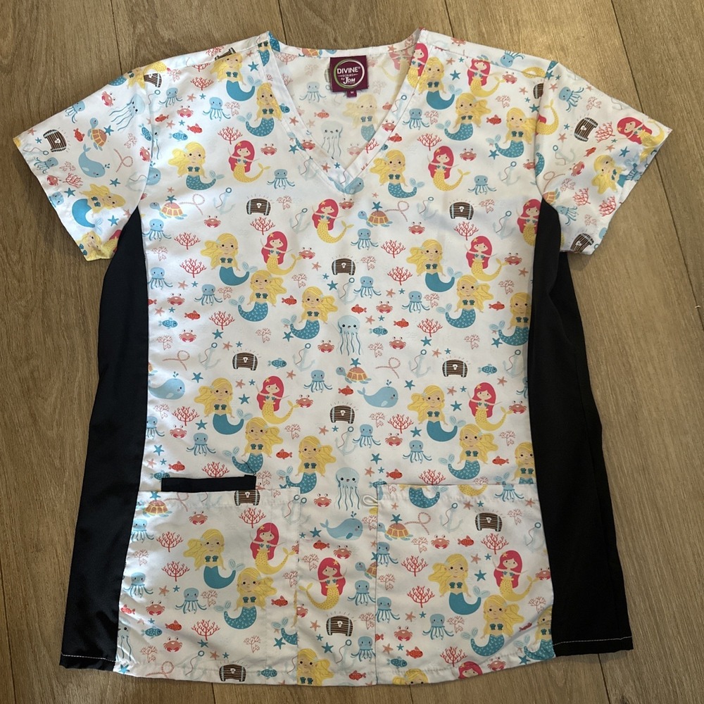 Divine Scrubs Mermaid‎ AOP Scrub Top Pediatric Nurse Pockets Medical